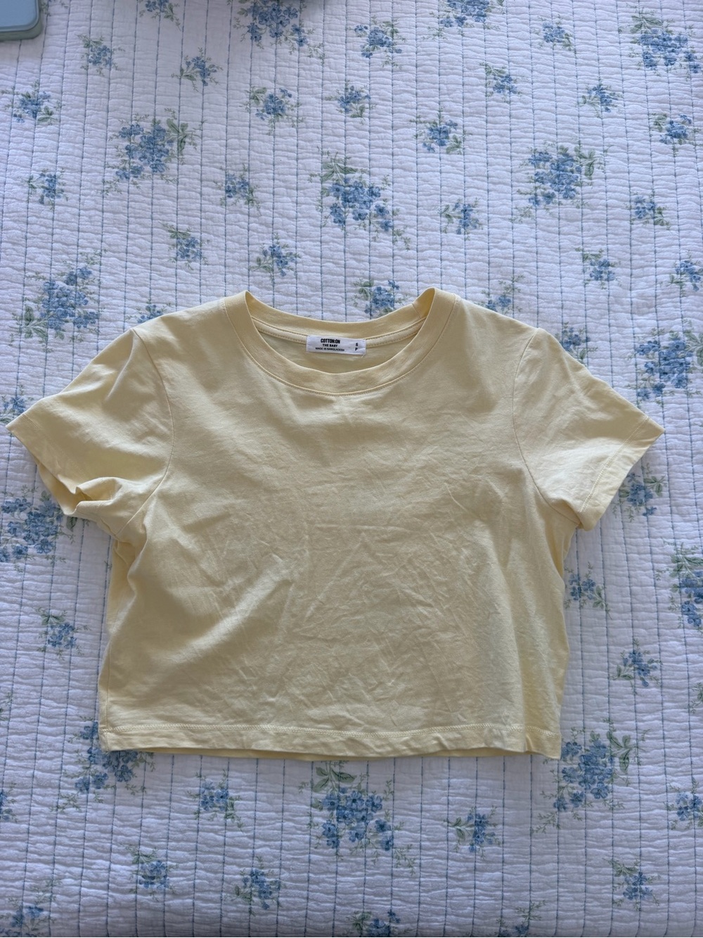 Classic Women's Crewneck Tee - Pale Yellow